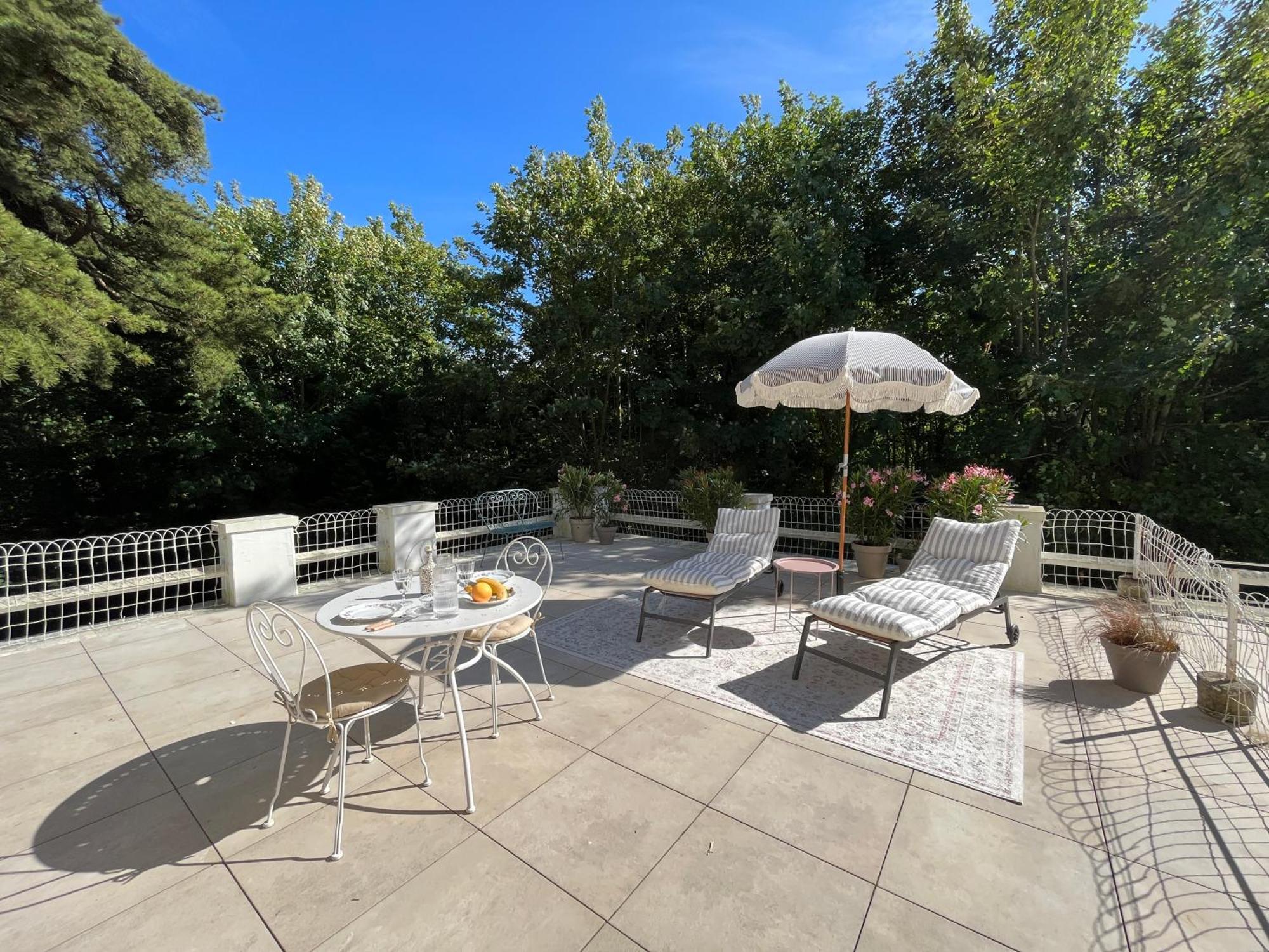 Suite Avec Grande Terrasse Et Parc - Gite Classe 4 Etoiles Этрета Экстерьер фото